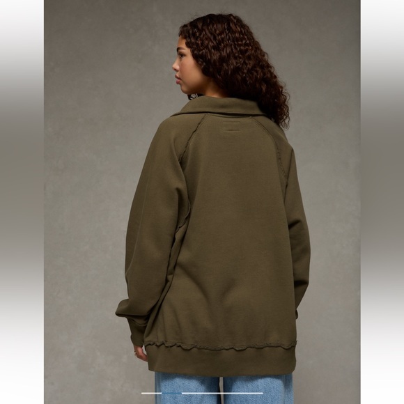 American Eagle EUC Big Hug Henley Sweatshirt Size Small in Olive - Picture 2 of 13